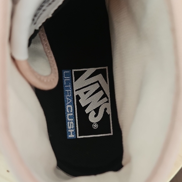 Vans Blush High-Top Sneakers with White Accents - Picture 5 of 13